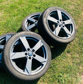 Atraktivní zimní alu sada Volkswagen, Škoda R18, 5x112 - 3