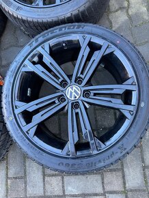 ORIGINÁL Alu Volkswagen Sevilla R18, 5x112 - NOVÉ ZIMNÍ PNEU - 3