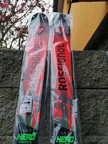 ROSSIGNOL HERO SL FIS ATHLETE 165cm +FIS Plate + SPX 12 - 3