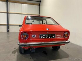 BMW 2002 - 3