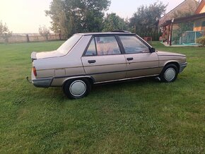 Renault 9Tx - 3