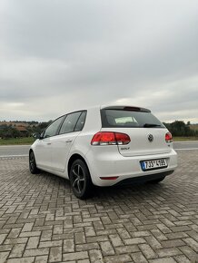 Volkswagen Golf 1.6 tdi - 3