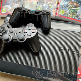 PS3 superslim 500GB + 2xDualshock + 12 her - 3