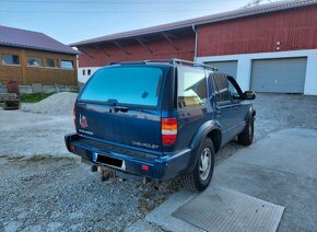 Chevrolet Blazer 98 - náhradní díly - 3