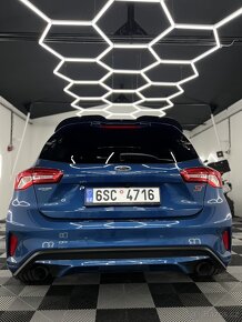 Ford Focus ST Performance - 3