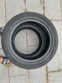 Dvě zimní pneu Michelin 235/50/18 - 3