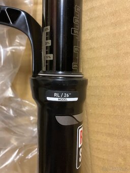 RockShox Bluto - fatbike vidlice - 3