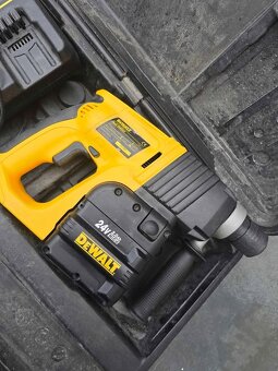 DeWALT DW004 24V vrtací kladivo - 3