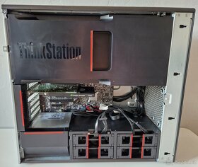 Lenov ThinkStation P500 - 3