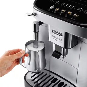 Kávovar De'Longhi Magnifica Evo ECAM 290.31.SB - se zárukou - 3