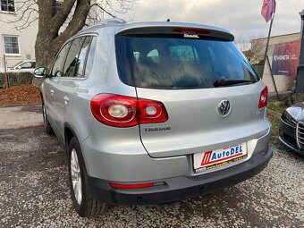 VW Tiguan 2.0 TDi DSG 4x4,Serviska,Senzory - 3