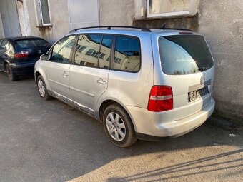 Volkswagen Touran 1.9 Tdi 77kw - 3