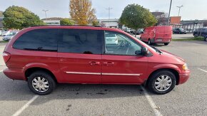 Chrysler Town&Country 3.8 LPG - 3