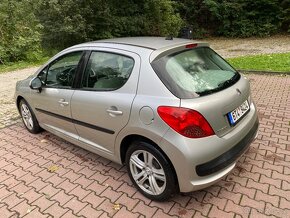 Peugeot 207 - 3