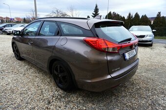 HONDA CIVIC TOURER 1,8 VTEC 104KW 2014 151000KM - 3