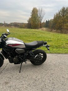 Yamaha xsr 700 - 3