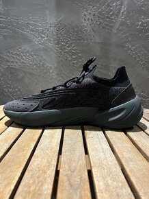 Adidas OZELIA KNT - 3