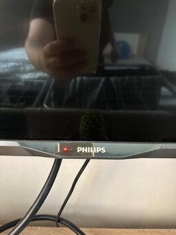 Tv Philips 108cm 3D - 3