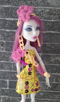 Monster high Spectra Return to Skull Getaway - 3