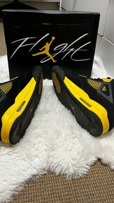 Jordan 4 yellow thunder - 3