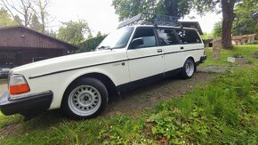 Volvo 240 - 3