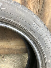 Pneu 225/55 r17 , dva kusy . - 3