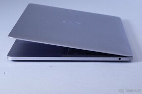 ZÁRUKA/MacbookPro 13.3/I5 2.0GHZ/16GB RAM/256GB SSD - 3