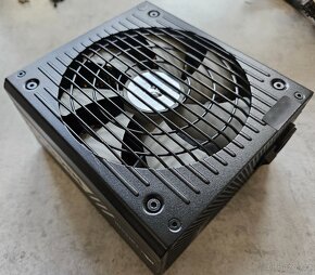 Corsair RM650x REZERVACE - 3