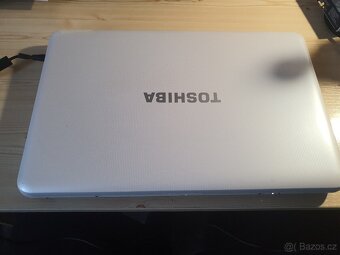 Prodam TOSHIBA Satellite C855-22M - 3