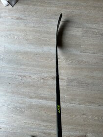 Hokejka Bauer Vapor HyperLite, levá, P92, flex 77 - 3