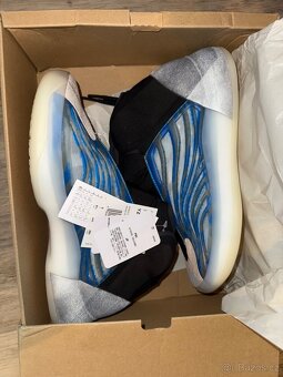 Yeezy QNTM Frosted blue - 3