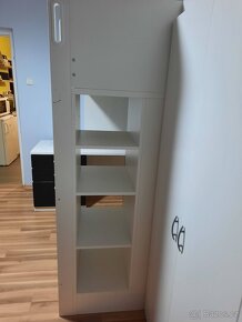 IKEA postel se stolem a skříní SMASTAD - 3