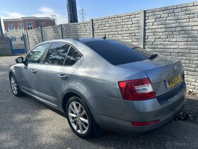 ŠKODA OCTAVIA 3 77KW NA NÁHRADNÍ DÍLY - 3