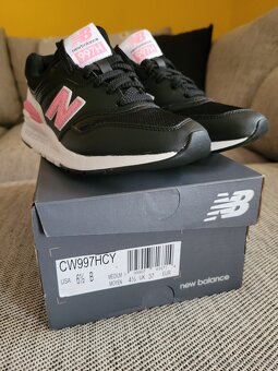 Nové dívčí dámské tenisky sneakersy zn. New Balance, vel. 37 - 3