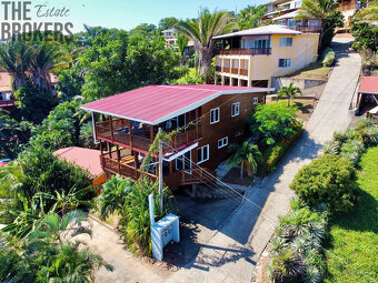 Two Story Wooden Home Czech Village, Roatan - 3