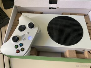 Microsoft Xbox Series S - 3