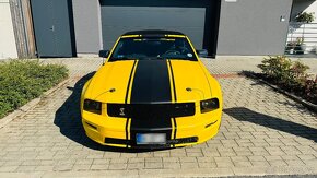 Ford Mustang GT 4.6 V8 Premium - 3