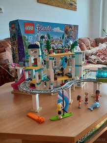 Lego Friends 41347 - Resort v městečku Heartlake - 3