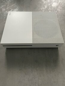 Xbox one S - 3