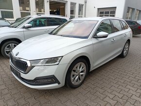 Škoda Octavia 4 2.0TDI 110kW Virtual HUD ACC CANTON Matrix - 3