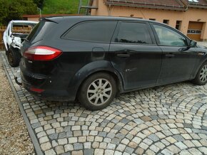 mondeo 2,0tdci díly z auta - 3