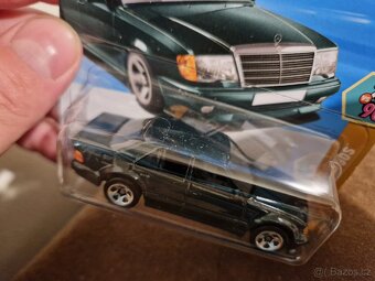 HotWheels Mercedes-Benz 500 E - 3