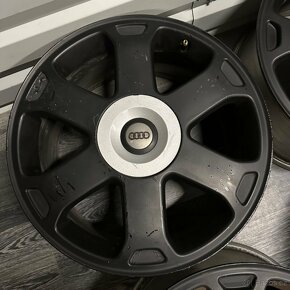 Alu AUDI S6 5x112 17” 4B3601025B - 3