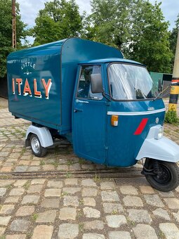 Ape P501 Piaggio - Mobilní kavárna ve stylu retro - 3