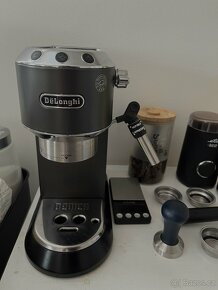 Kávovar DeLonghi - 3