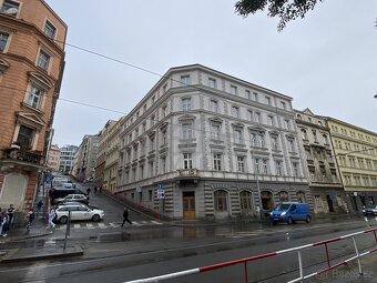 Prodej restaurace, 322 m2 - Praha - Smíchov, 35.000,-KČ/M2 - 3