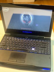 Prodám Dell Alienware P06T - 3