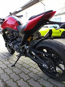 Ducati Monster - 3