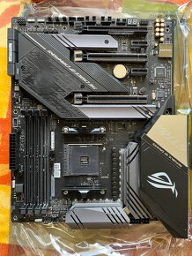 Základní deska ASUS ROG STRIX X570-E GAMING - 3