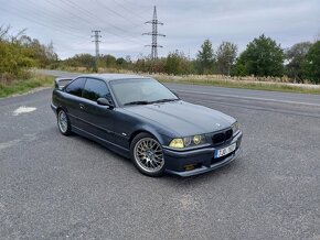 Bmw e36 328i coupe - 3